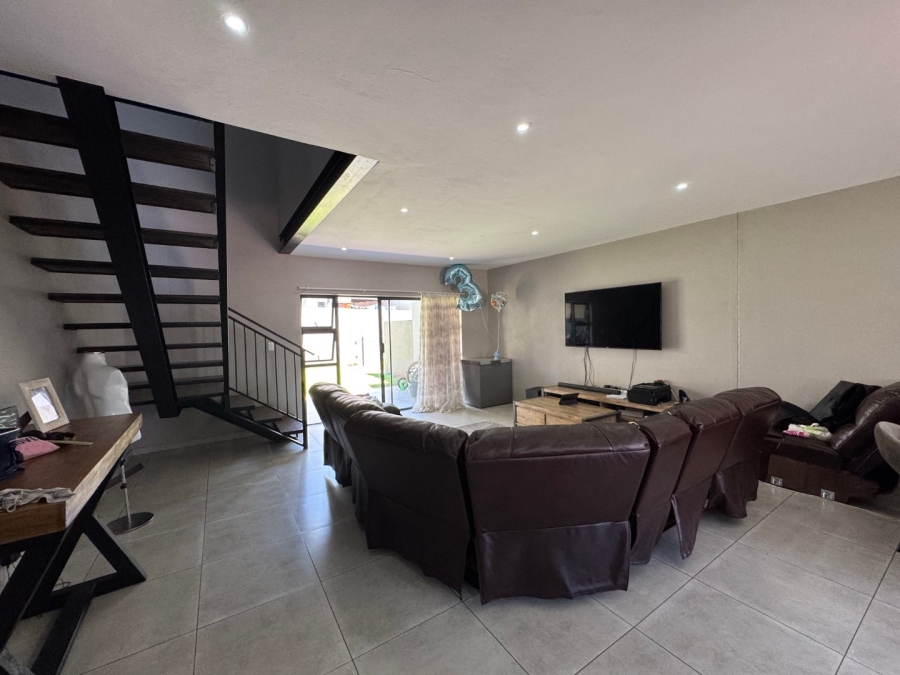 To Let 3 Bedroom Property for Rent in Leloko Lifestyle Estate North West
